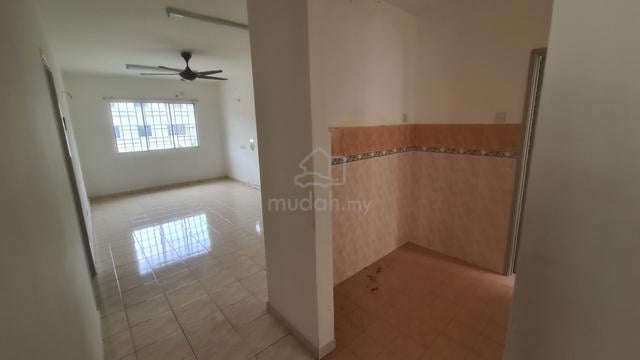 Permai Lakeview Apartment 1