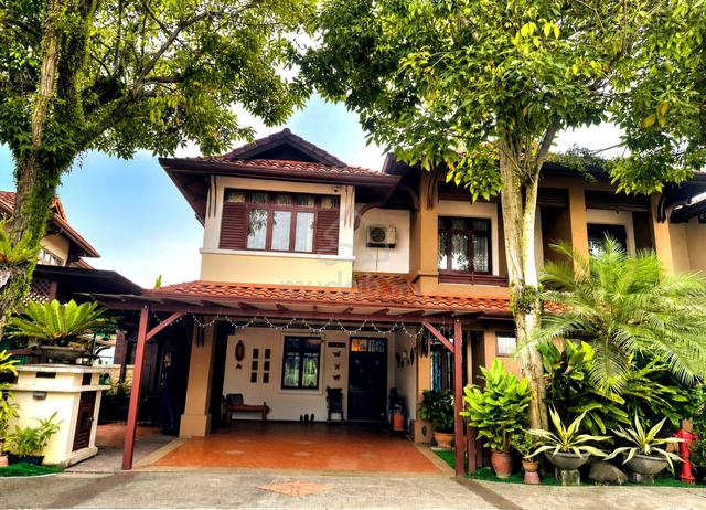 MURAH‼️RENO+FISH POND‼️2 Tingkat Semi-D, Presint 14 1