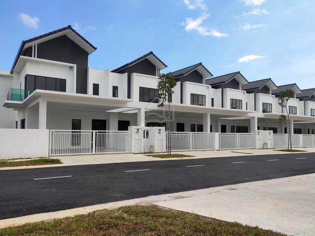 15Min To KLIA【Corner Lot Extraland 27ft】Full Loan+ Cashback Up to 100k 1