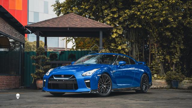 2022 Nissan GT-R 3.8L V8 Black Edition - 2