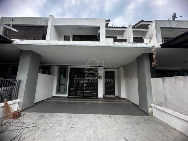 Bandar Tiram Double Storey Terrace House 4bed Ulu Tiram Johor 1
