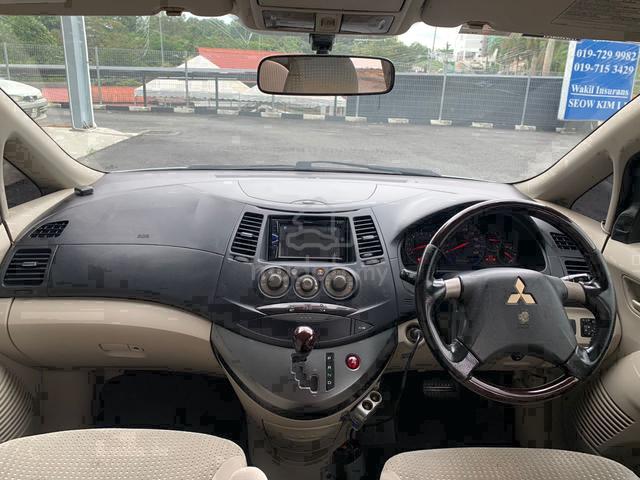 2006 Mitsubishi Grandis 2.4 (A) MIVEC Sport - 4