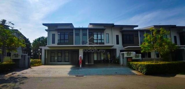 Maple  Residence For Rent 1