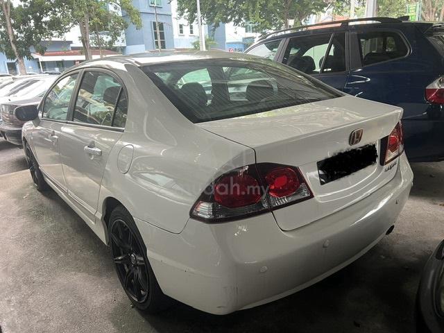 2010 Honda CIVIC 1.8 I-VTEC (A) - 2
