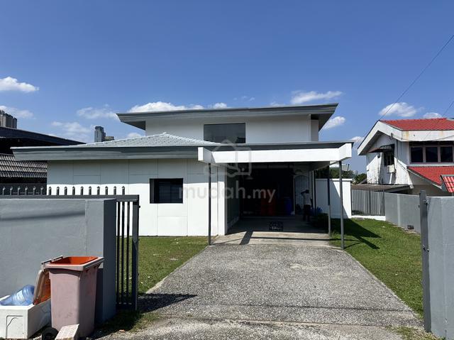 Spacious Detached Bungalow for Rent – Section 14, Petaling Jaya 1