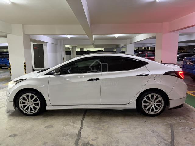 2016 Hyundai ELANTRA 1.8 PREMIUM FACELIFT (A) - 3