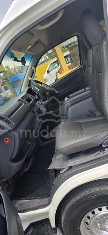 Toyota Hiace Petrol For Sale - 3