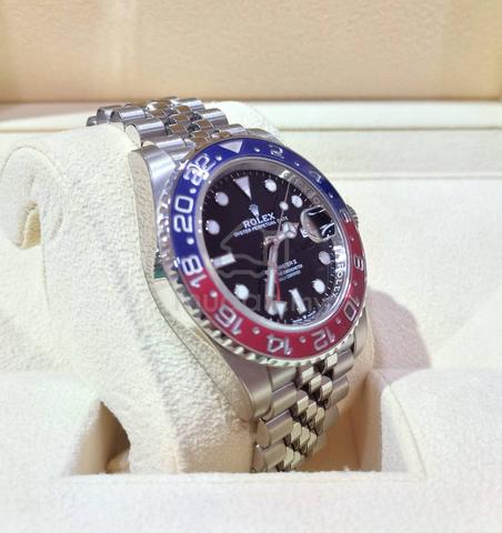 Pre-Owned Rolex 126710BLRO GMT Master II Jubilee - photo 4 of 6