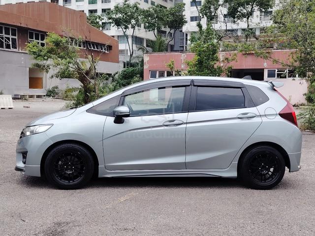 2017 Honda JAZZ 1.5 V (A) ANDROID PLAYER - 5