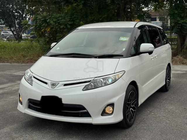 8 Seater Toyota Estima 2.4 - 5