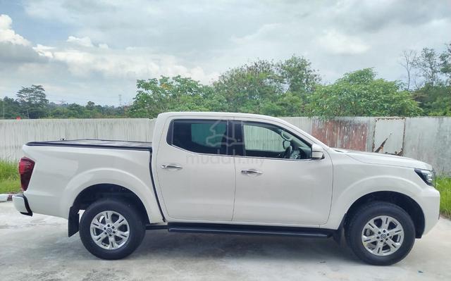 2021 Nissan NAVARA 2.5 V Newfacelift 4x4 7-sp (A) - 4