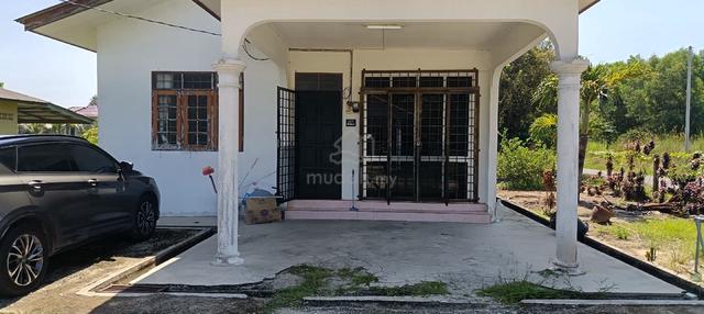 Rumah Untuk Disewa Belakang Mcdonald Gong Badak 1