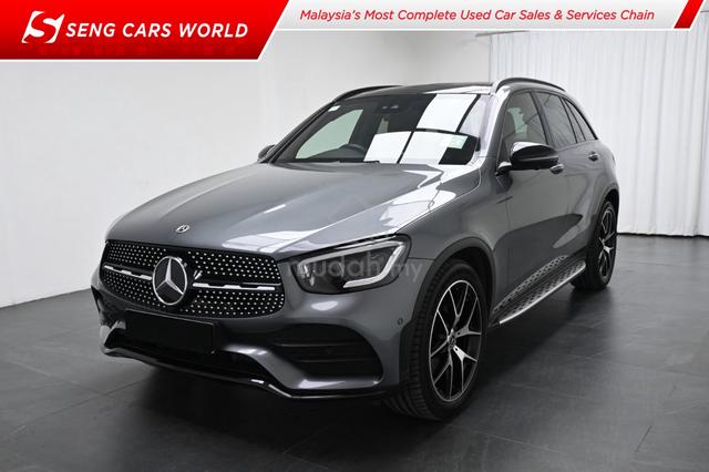 2021 Mercedes Benz GLC300 4MATIC AMG 2.0 1-OWNER - 1