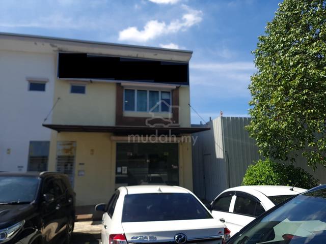 [RENT] Bandar Bukit Raja Factory 1.5 sty Corner Lot with Large Land 1