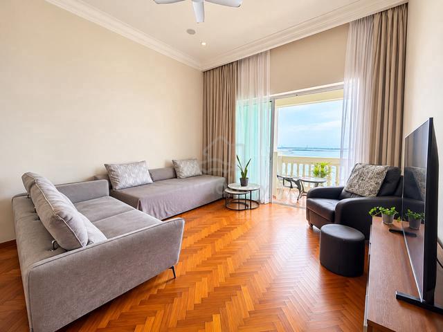 The Suites @ Waterside (Straits Quay) 1