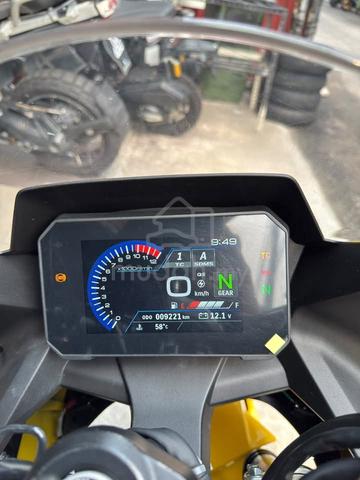 SUZUKI GSX-8r - photo 6 of 10