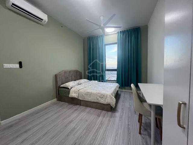 PREMIUM Master room for rent @ METACITY. 3mins walking to MRT 1