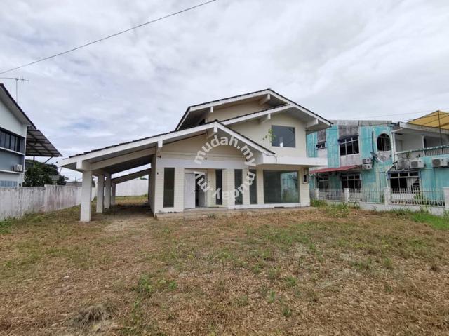 Facing Road Commercial Bungalow Alor Star Near Aman Central For Rent 1