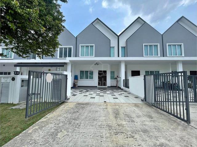 SEMI D CONCEPT 2 STOREY 24x80【15 Min To KLIA】SEPANG 1
