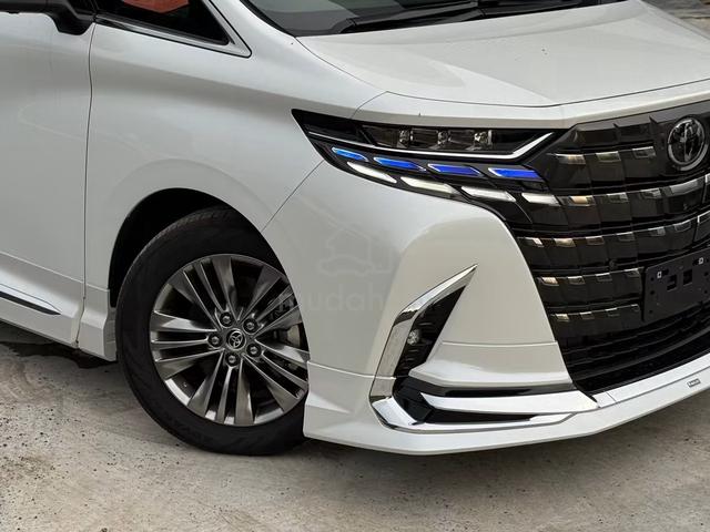 UNREG MODELLISTA 2024 Toyota ALPHARD 2.5 Z HUD DIM - 5