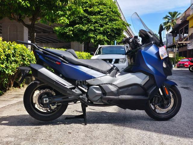 Carousel Image