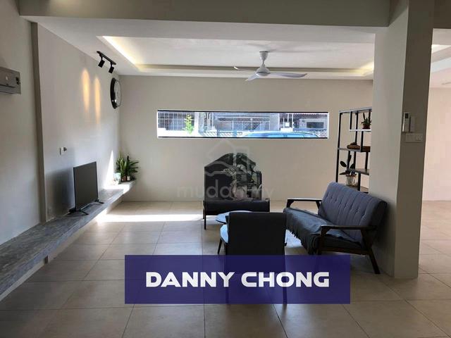 Taman Hijau Jelutong Big Car Porch Own Stay Or Business Use Also Can 1