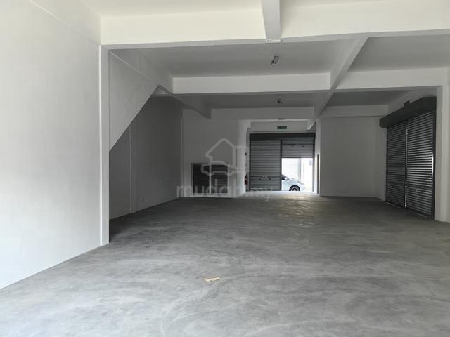 Brand New 2 Storey Superlink Terrace Factory for rent 1