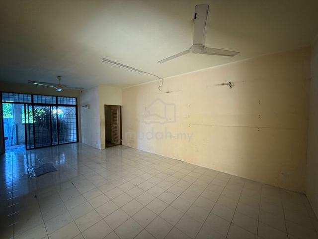 [BELOW VALUE] Single Storey Landed Townhouse at Sungai Ara For Sale 1