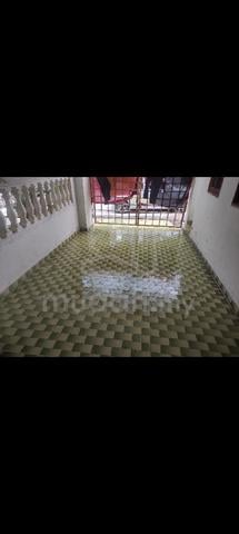 Bilik perempuan Taman Bunga Raya Setapak 1