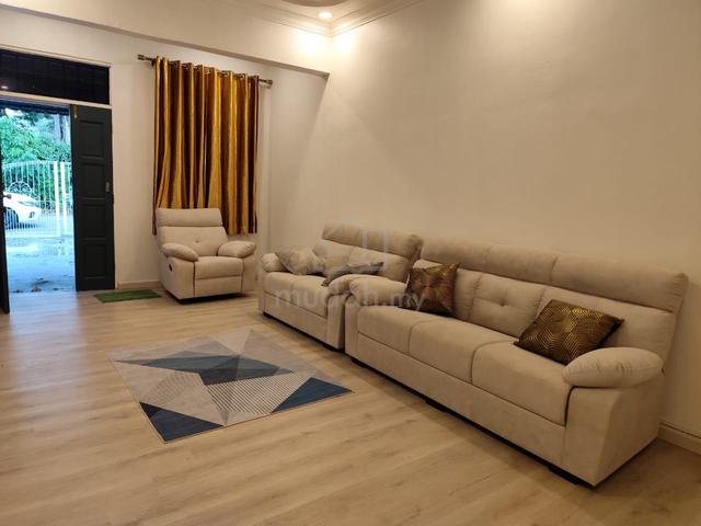 house for rent at taman perling 1