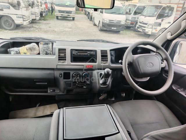 2011 Toyota HIACE 2.5 FACELIFT (M) - 4