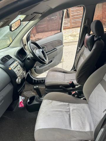 2010 Perodua MYVI 1.3 EZ MY05 M300 FACELIFT (A) - 4