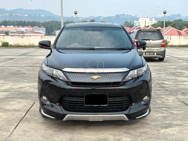 2017 TOYOTA HARRIER PREMIUM 2.0 AT Sunroof - 2