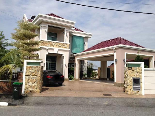 Fully renovated Bungalow house for sale 1