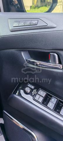2018 Toyota ALPHARD 2.5 2.5 SC DBA-AGH30W (A) - 2