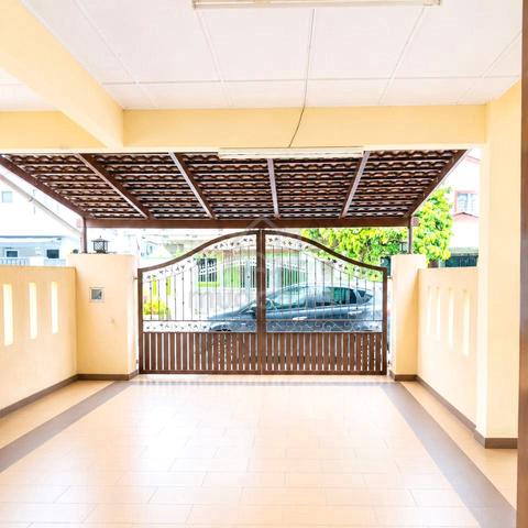 RENOVATED 2.5 Storey Taman Selayang Mulia , Batu Caves for sale 1