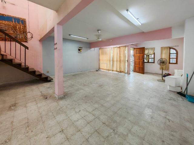 [Paling Murah] Double Storey House, Taman Sri Putra, Banting 5