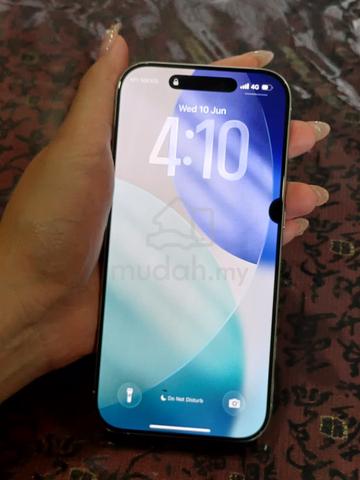 Carousel Image