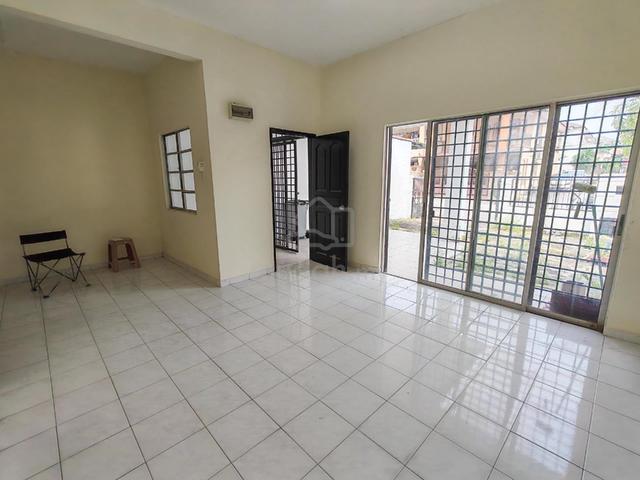 Below RM350K! Double Storey House Senawang – Taman Alamanda 1