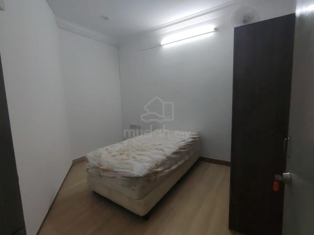 Fully furnished rooms at bercham taman sri kurau ipoh 1