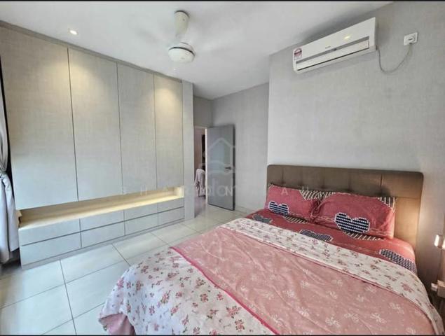 Parc Regency 1