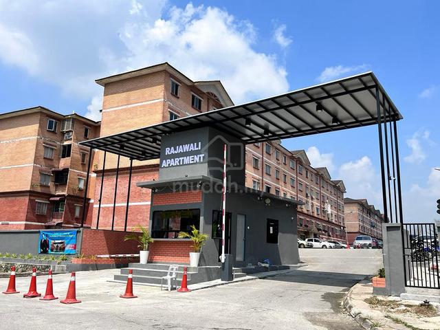 Rajawali Aparment (Bandar Country Homes) 1