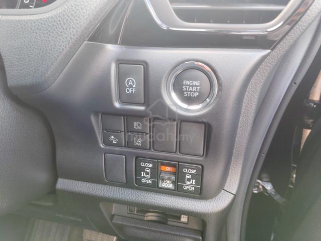2021 Toyota VOXY 2.0 ZS KIRAMEKI III (A) - 5