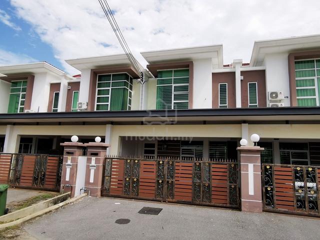 [ CYBERJAYA BELOW MARKET VALUE 20% ] Freehold 28x90 Red Brick Wall 1