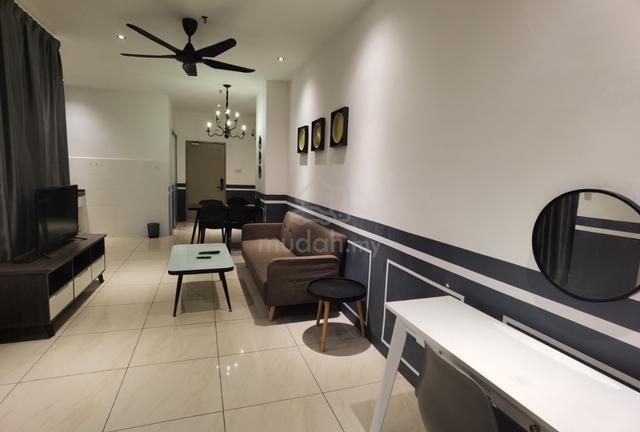 Manhattan Suites @ ITCC 1