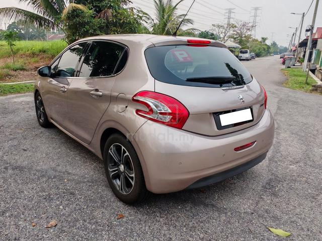 2013 Peugeot 208 1.6 VTI ALLURE (A) - 2