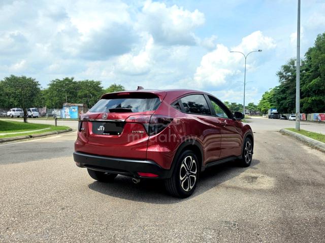 TRUE YEAR 2020 Honda HR-V 1.8 V (A) LEATHER SEAT - 2