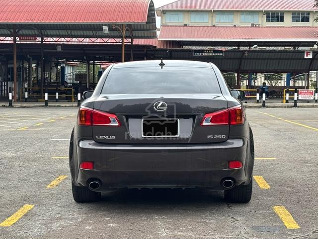2010 Lexus IS250 2.5 (A) - 4