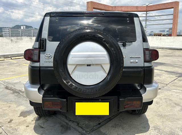 2014 Toyota FJ 4.0 CRUISER (A) 5 YEARS WARRANTY - 5