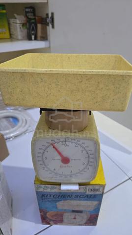 Kitchen weighing scales - photo 2 of 3